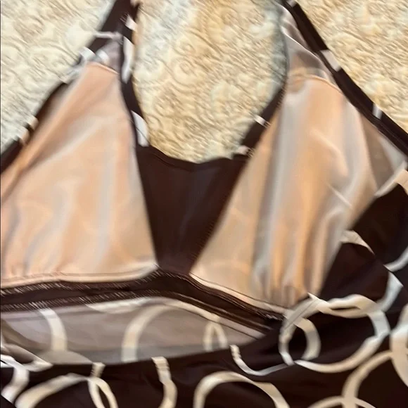 Motherhood Maternity Beige and White Swimwear - Picture 5 of 7